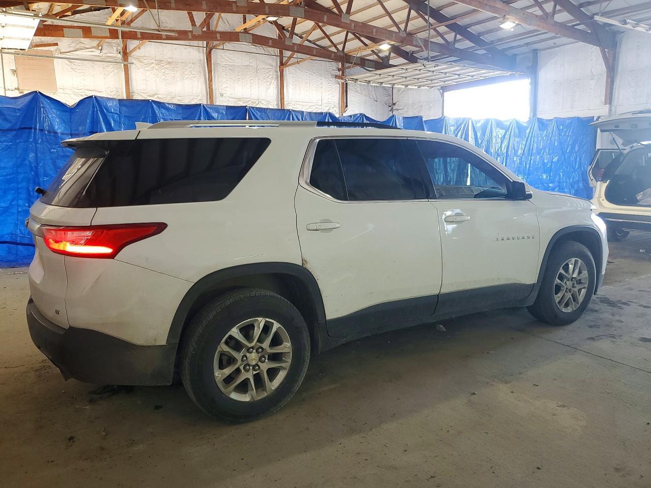2018 Chevrolet Traverse Lt - Фото 3