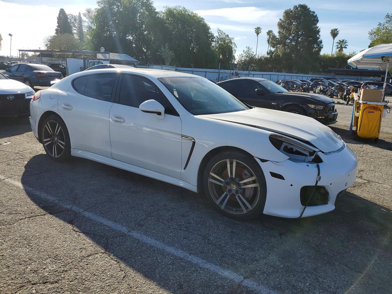 2012 Porsche Panamera 2 - Фото 4