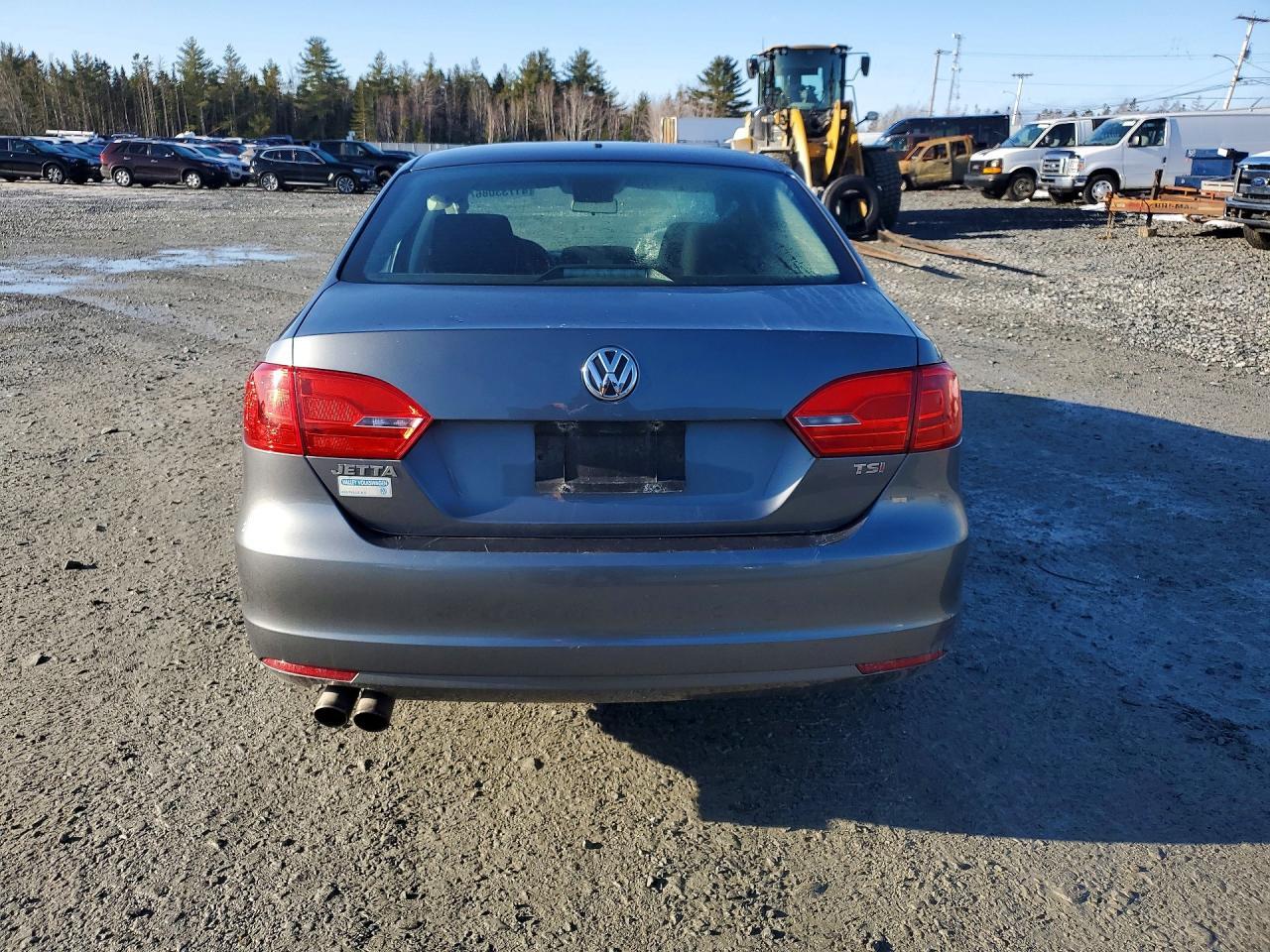 2014 Volkswagen Jetta 1.8 Tsi 4Dr - Фото 6