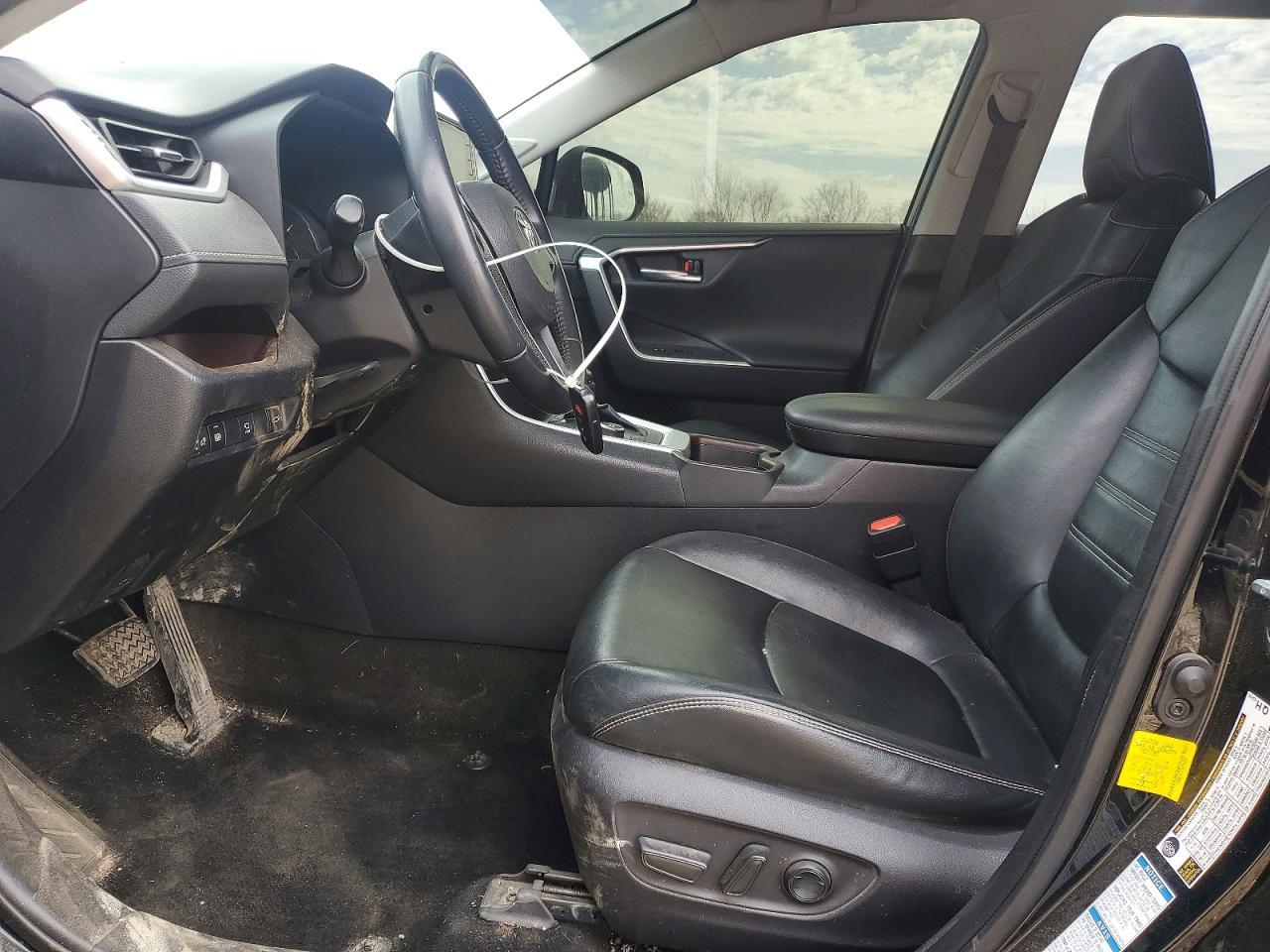 2019 Toyota Rav4 Limited - Image 7