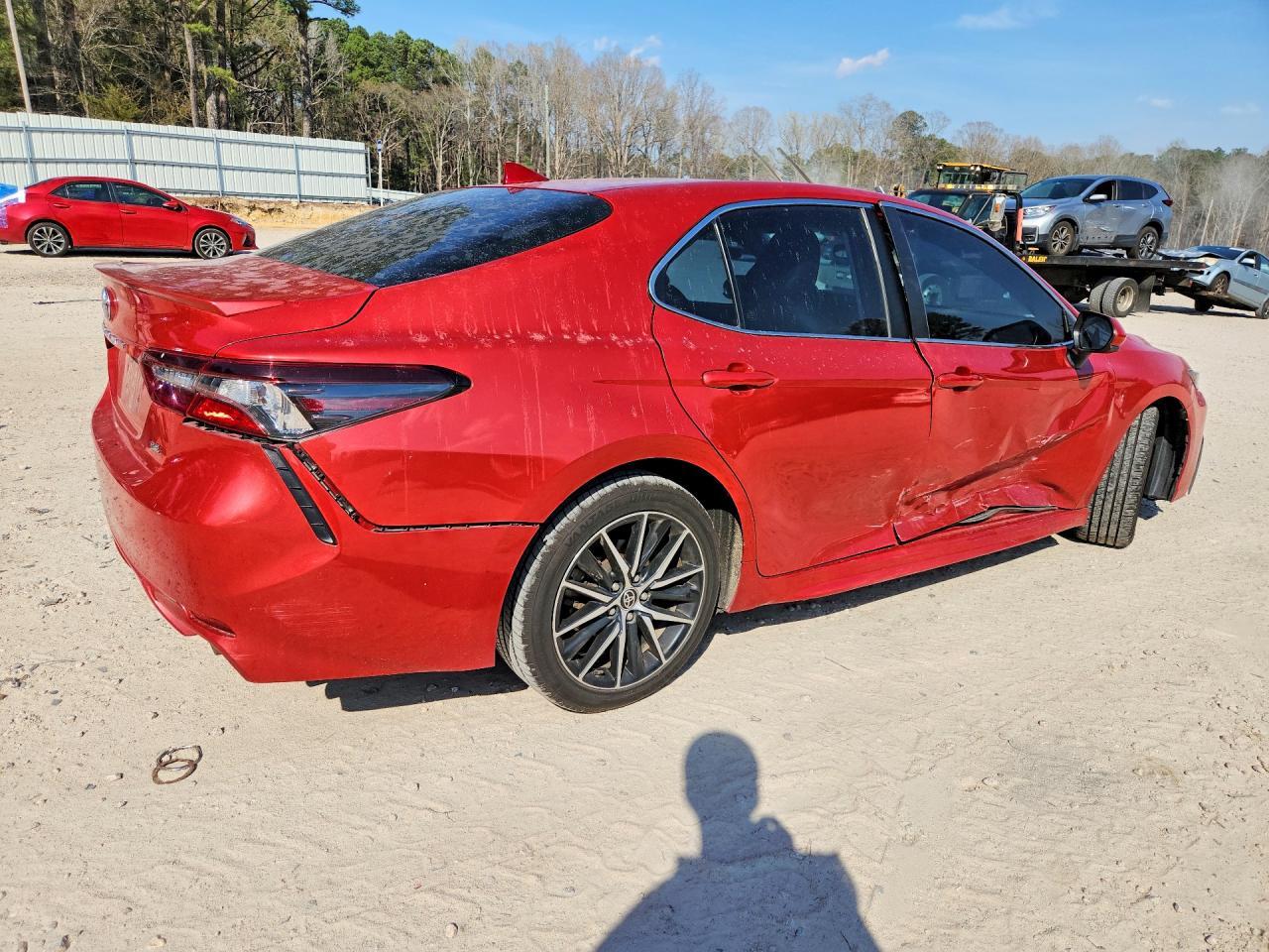 2021 Toyota Camry Se - Image 3