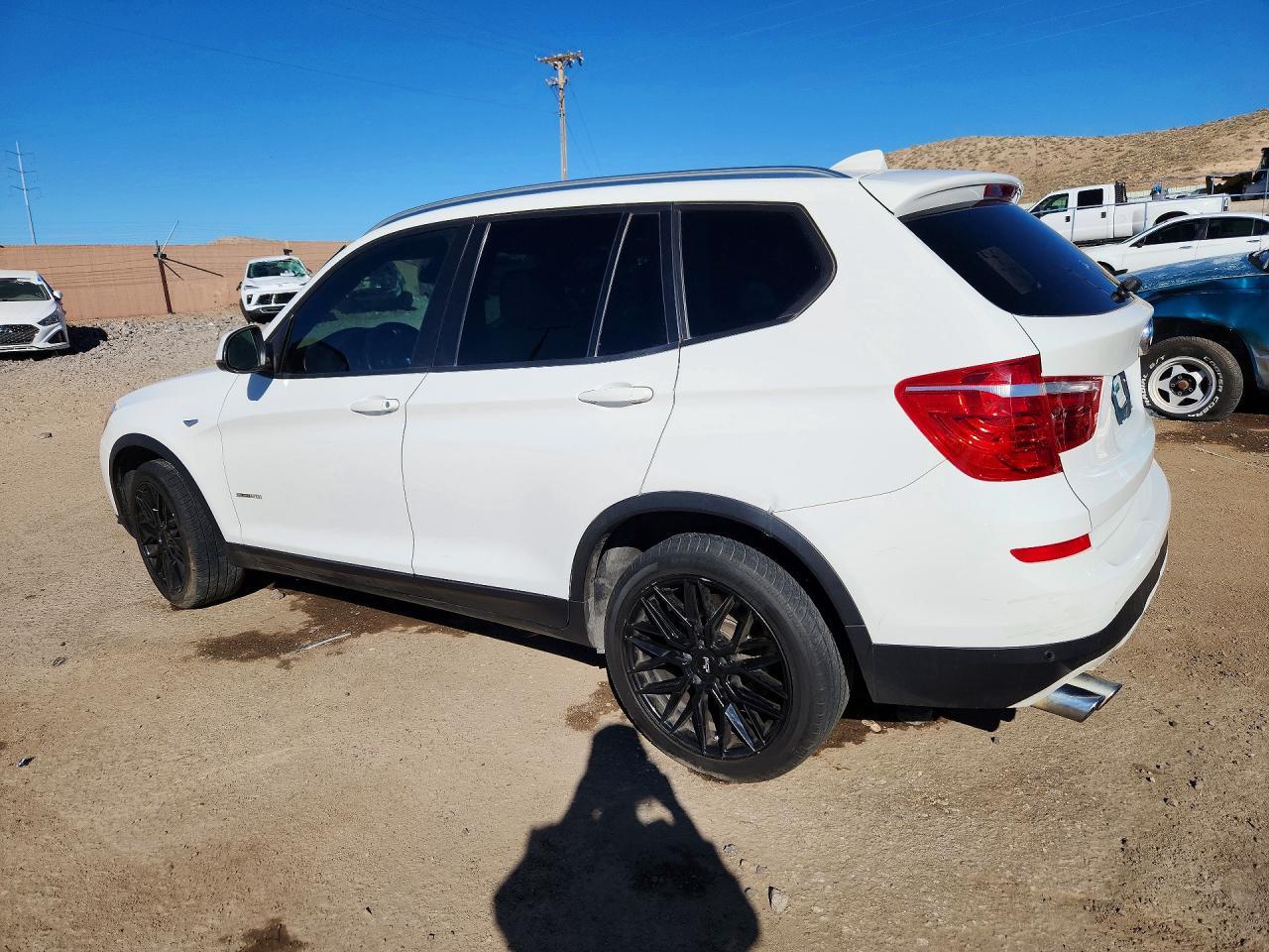 2017 BMW X3 Sdrive28I - Фото 2