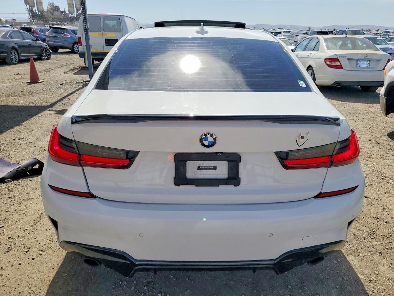 2019 BMW Motorrad 330I - Фото 6