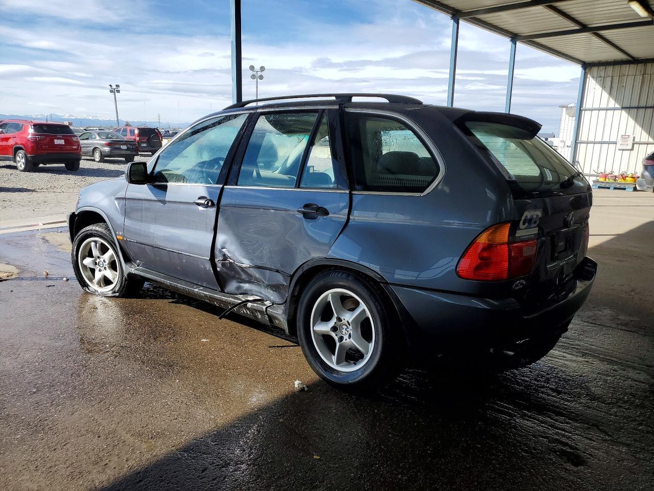 2003 BMW X5 4.4I - Image 2