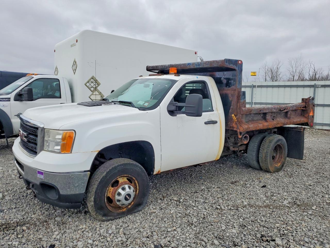 2013 GMC Sierra K3500 - Dump Truck- R&D- Pri Fleet