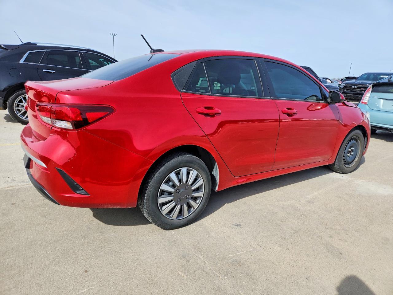 2023 Kia Rio S - Фото 3