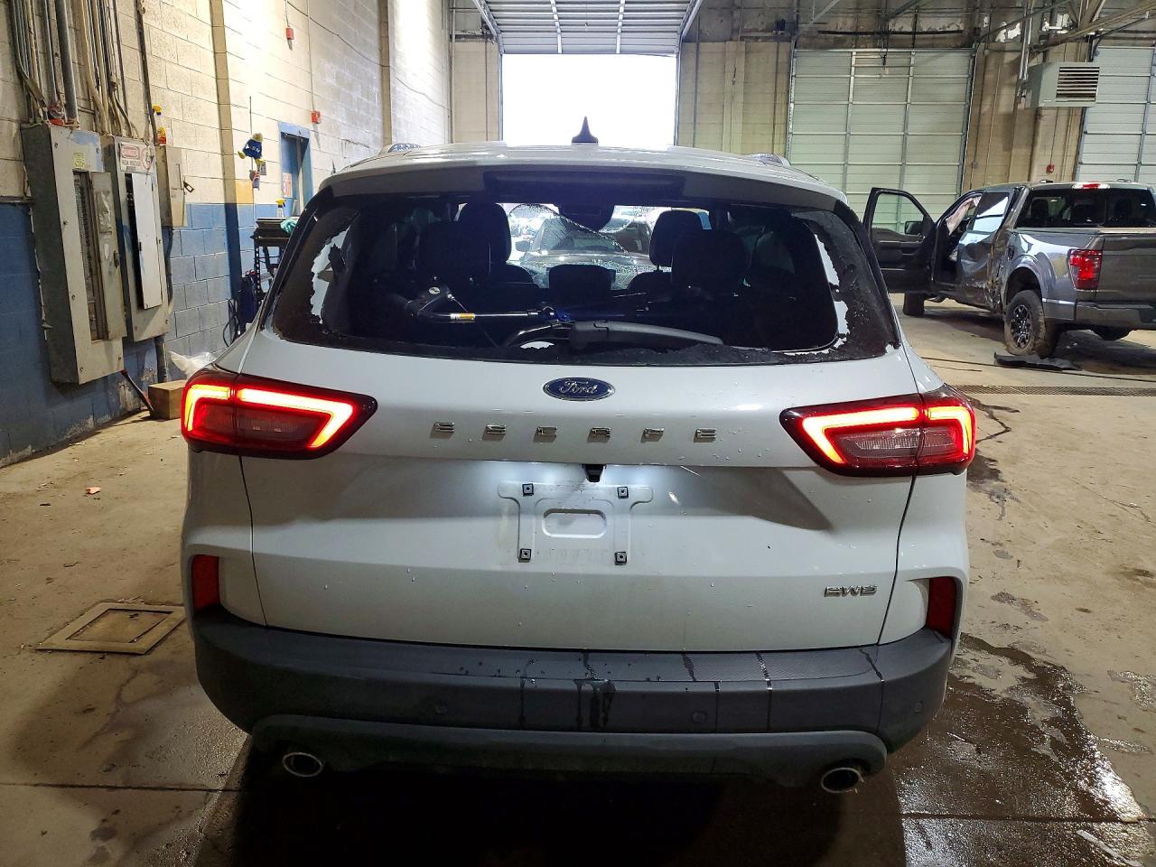 2026 Ford Escape St Line - Фото 6