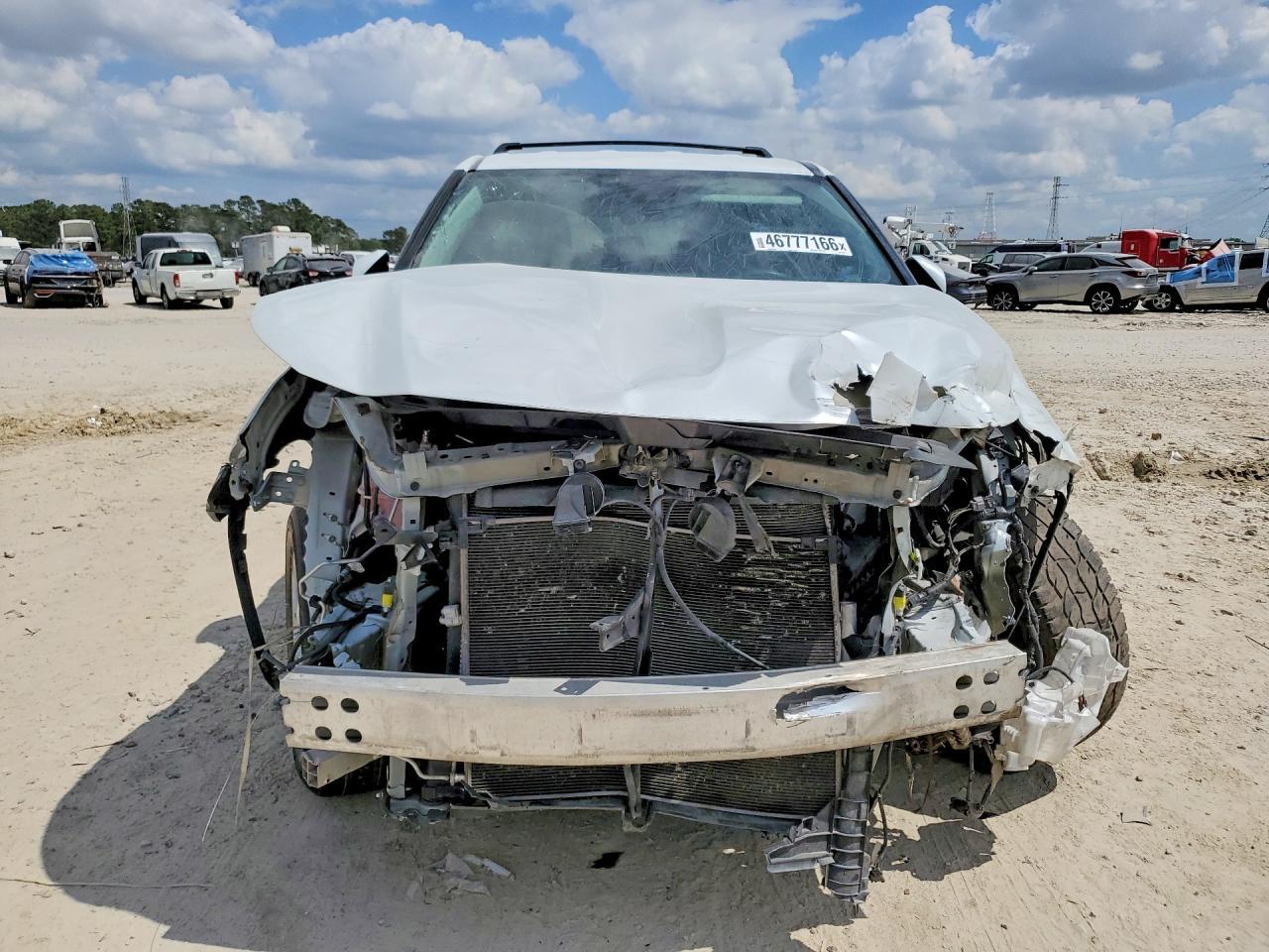 2022 Toyota Highlander Le - Фото 5