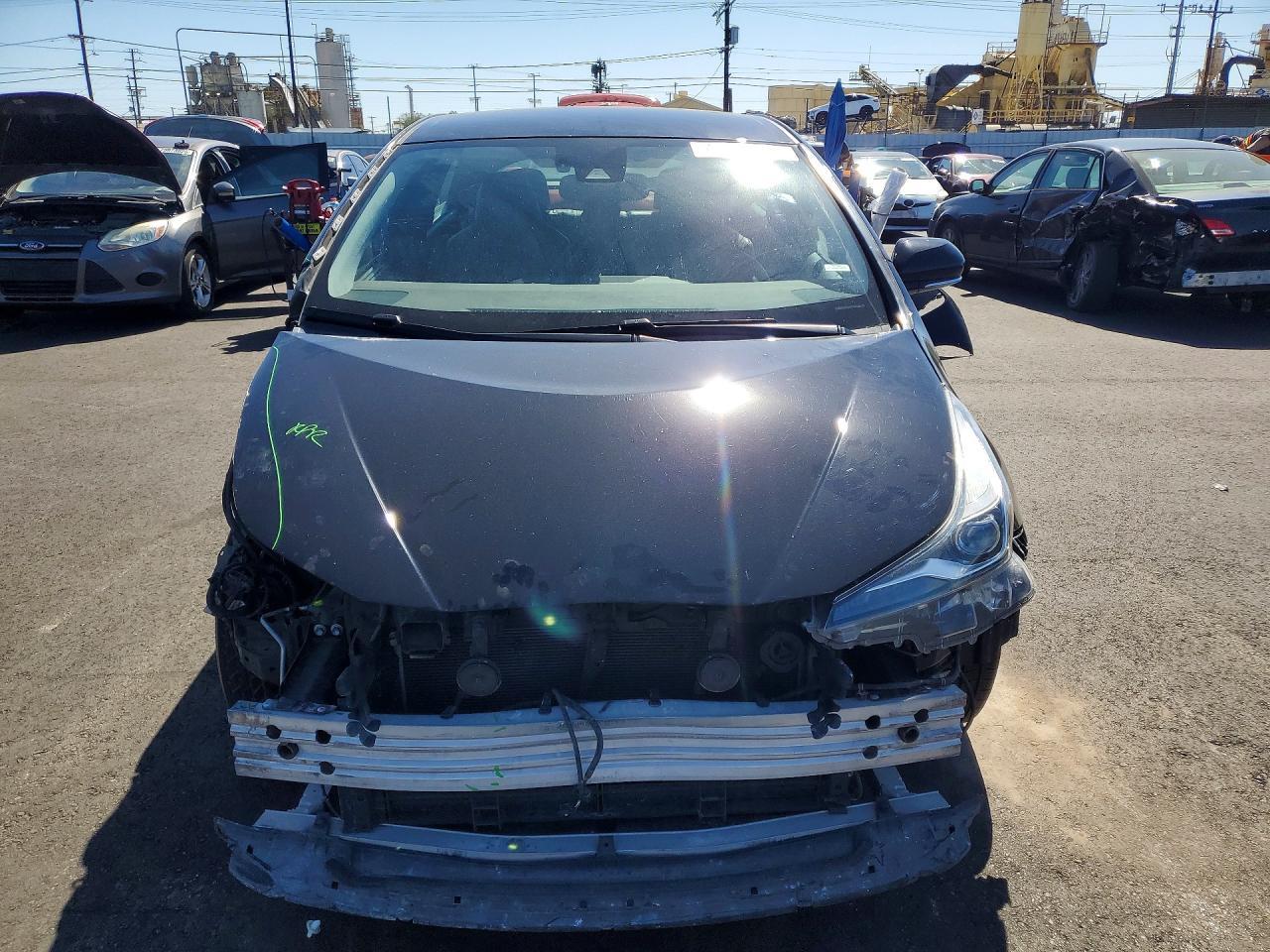 2020 Toyota Prius Xle - Image 5