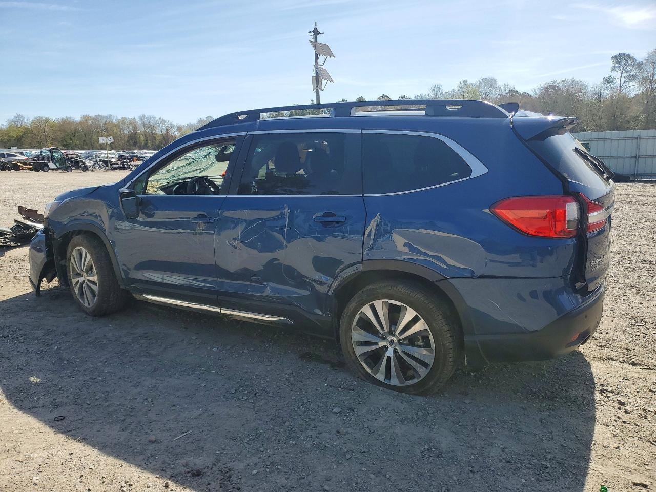2022 Subaru Ascent Limited - Image 2