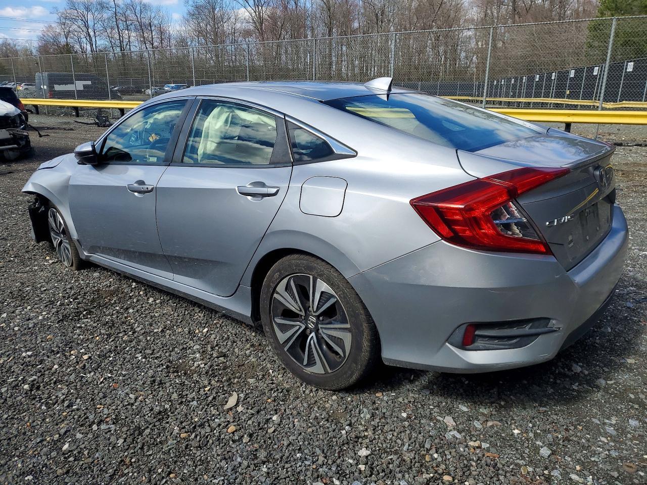 2018 Honda Civic Ex - Фото 2