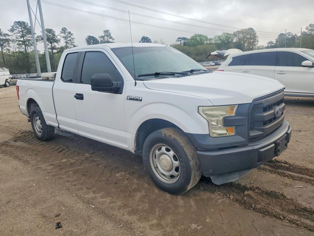 2016 Ford F150 Super Cab - Фото 4