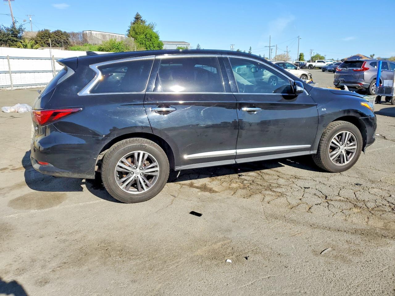 2018 Infiniti Qx60 Base - Фото 3
