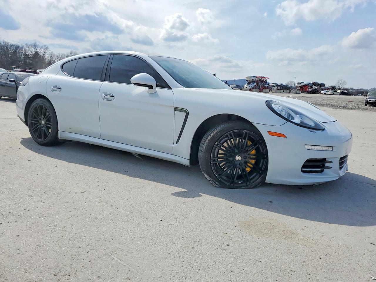 2016 Porsche Panamera 2 - Фото 4