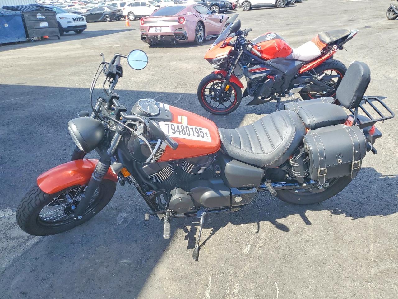 2025 Honda Vt750 C2B - Image 3
