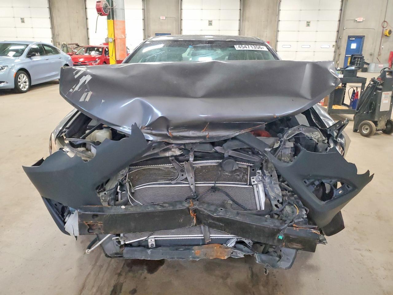 2013 Toyota Camry Hybrid Le - Фото 5