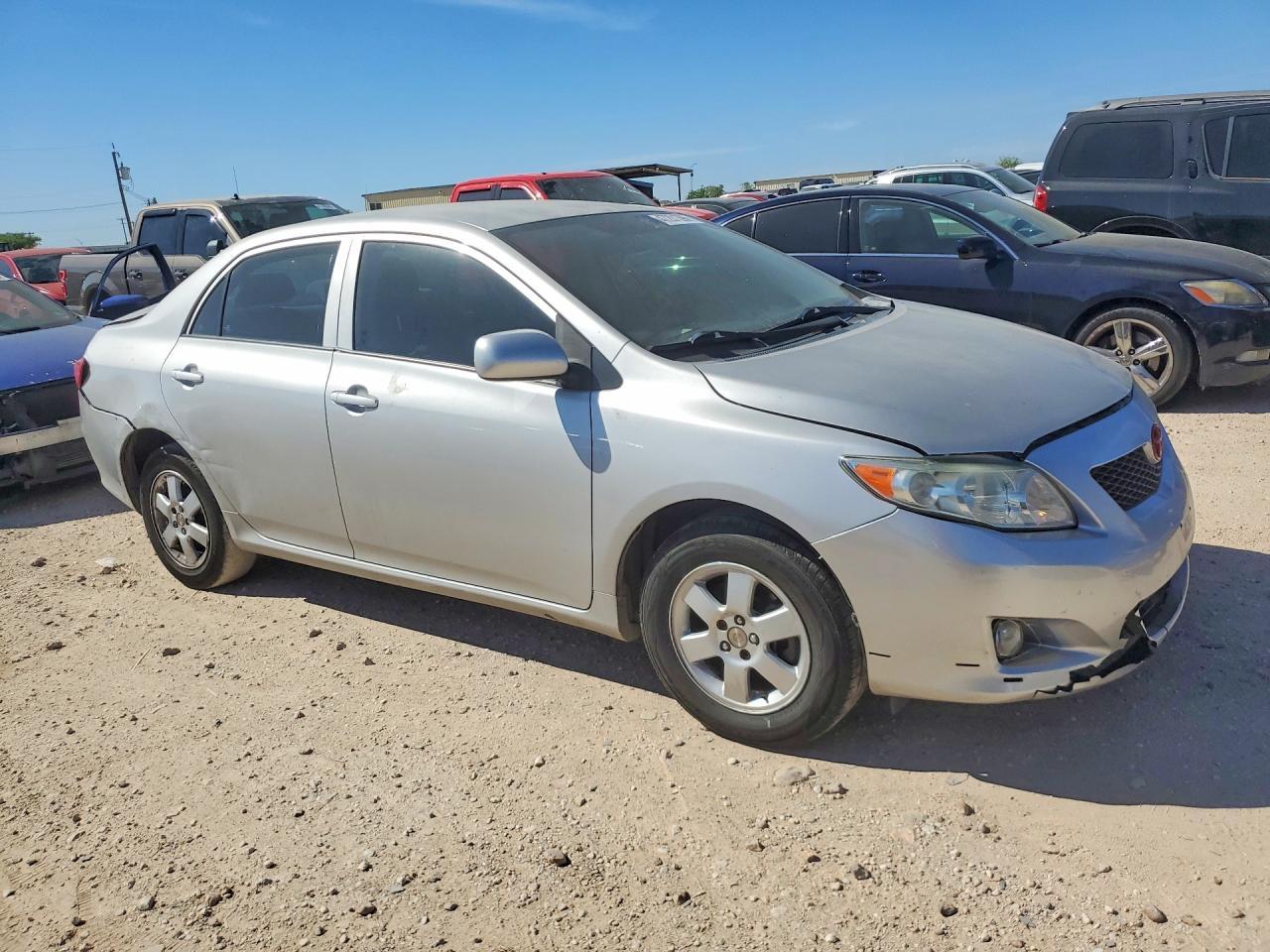 2010 Toyota Corolla Le - Image 4