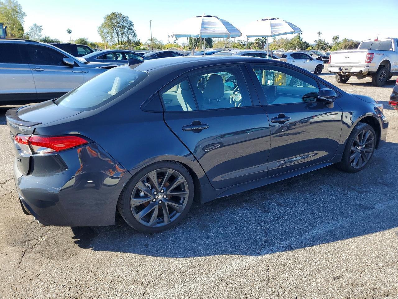 2026 Toyota Corolla Se - Image 3