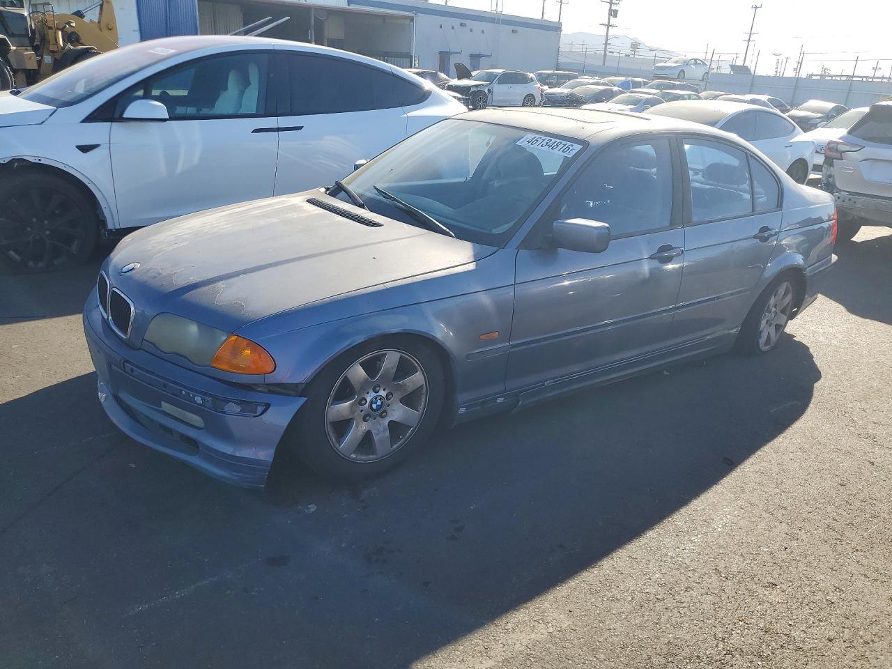 2001 BMW 325 I