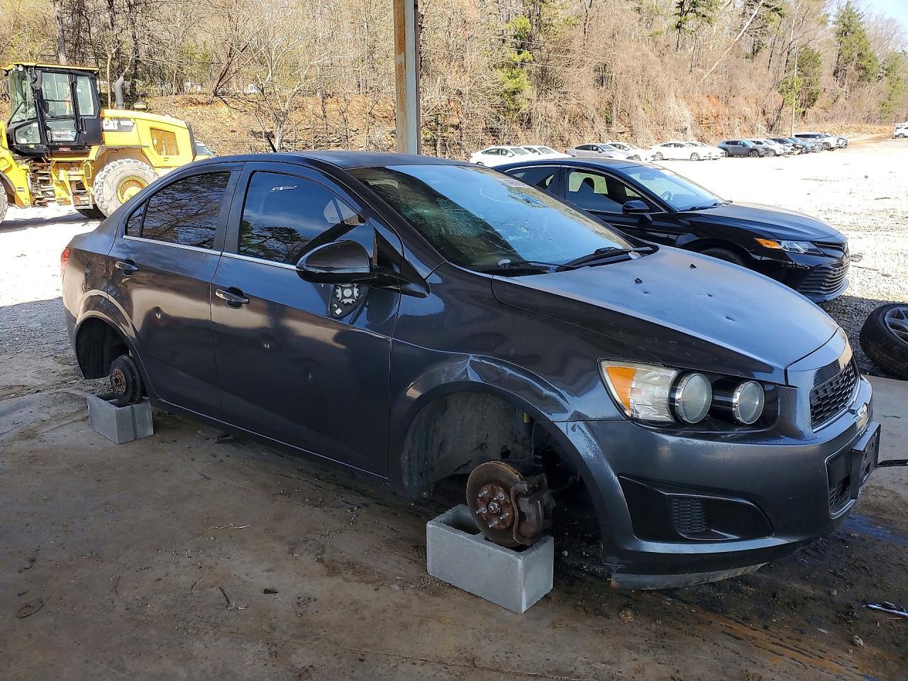 2013 Chevrolet Sonic Lt - Image 4