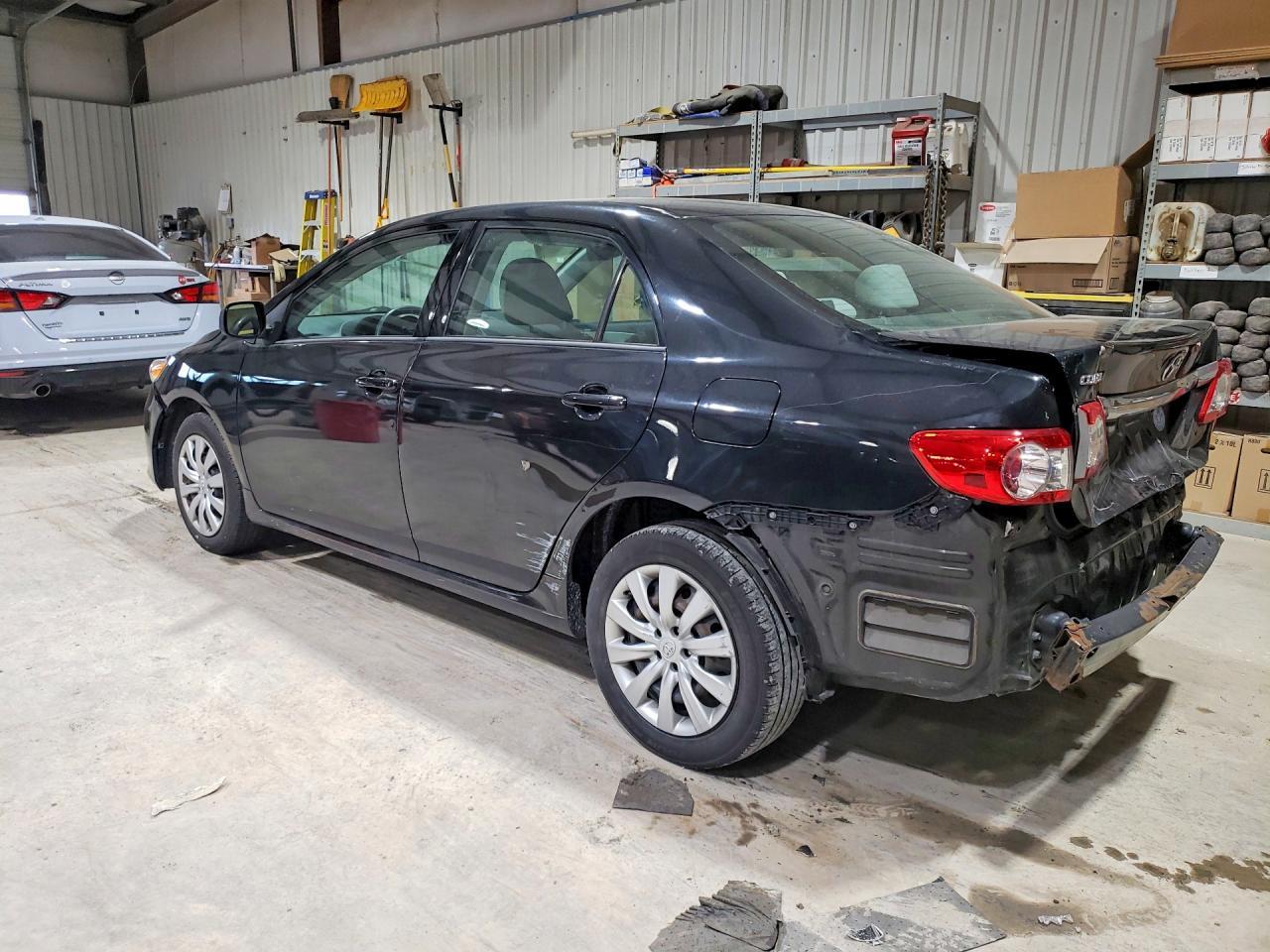 2012 Toyota Corolla Le - Image 2