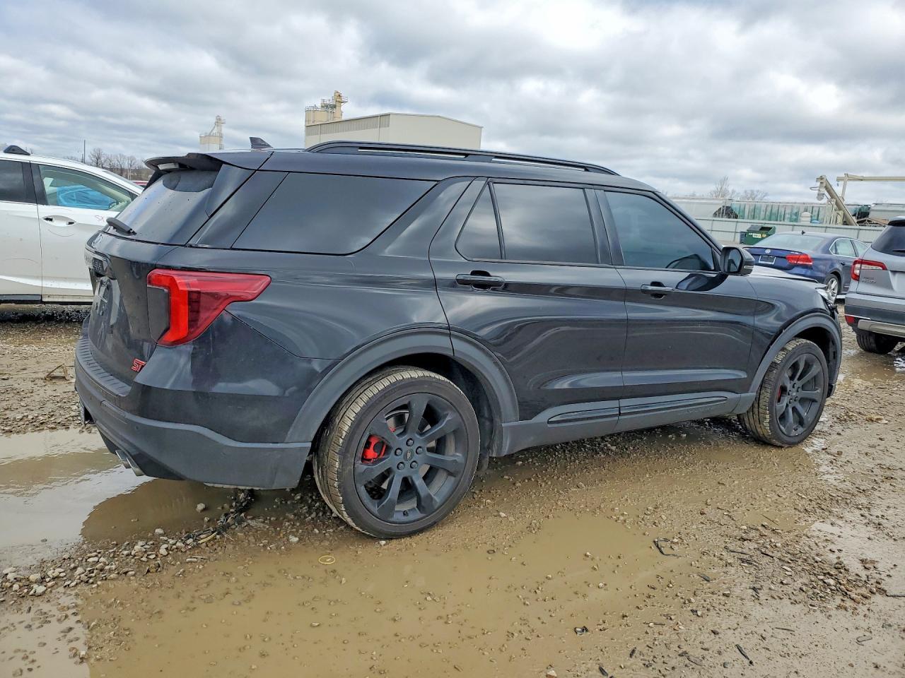 2020 Ford Explorer St - Фото 3