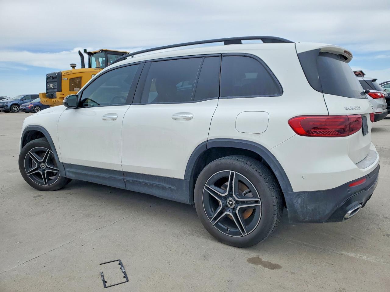 2025 Mercedes-Benz Glb 250 - Фото 2