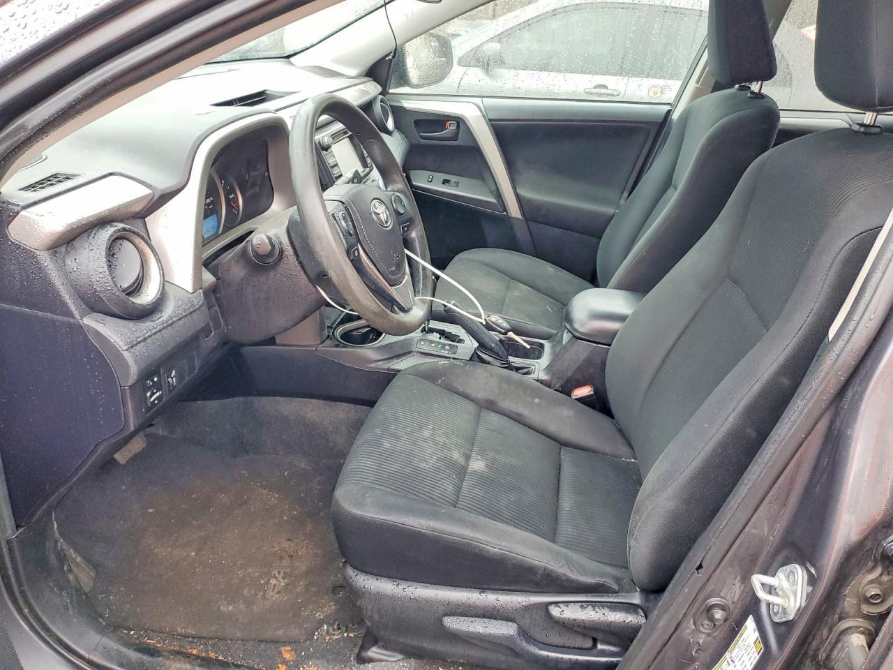 2016 Toyota Rav4 Le - Image 7