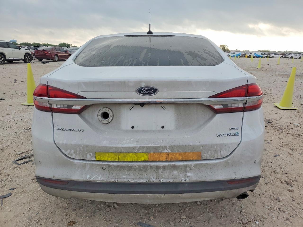 2017 Ford Fusion Se Hybrid - Image 6