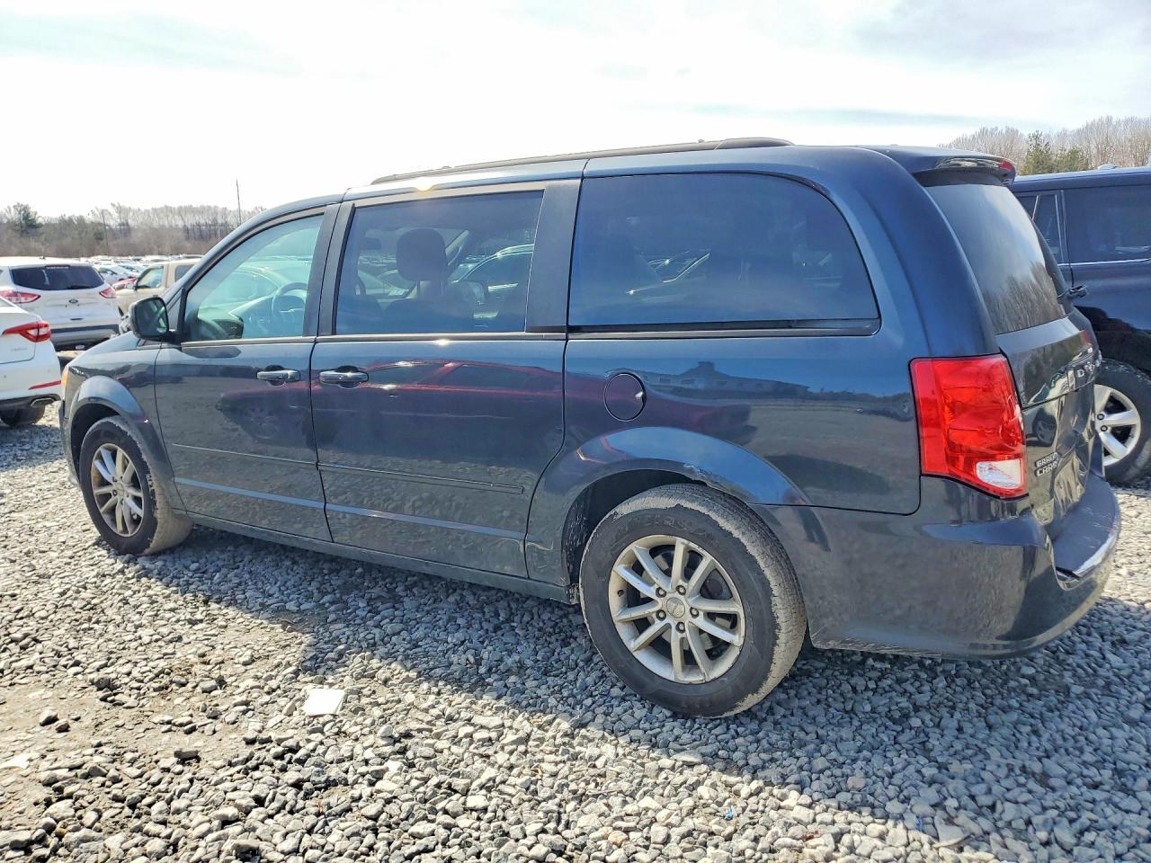 2013 Dodge Grand Caravan Sxt - Фото 2