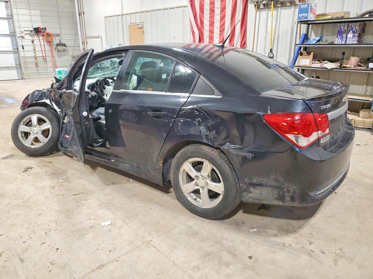 2014 Chevrolet Cruze Lt - Image 2