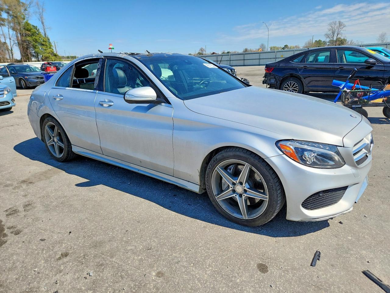 2015 Mercedes-Benz C 400 4Matic - Image 4