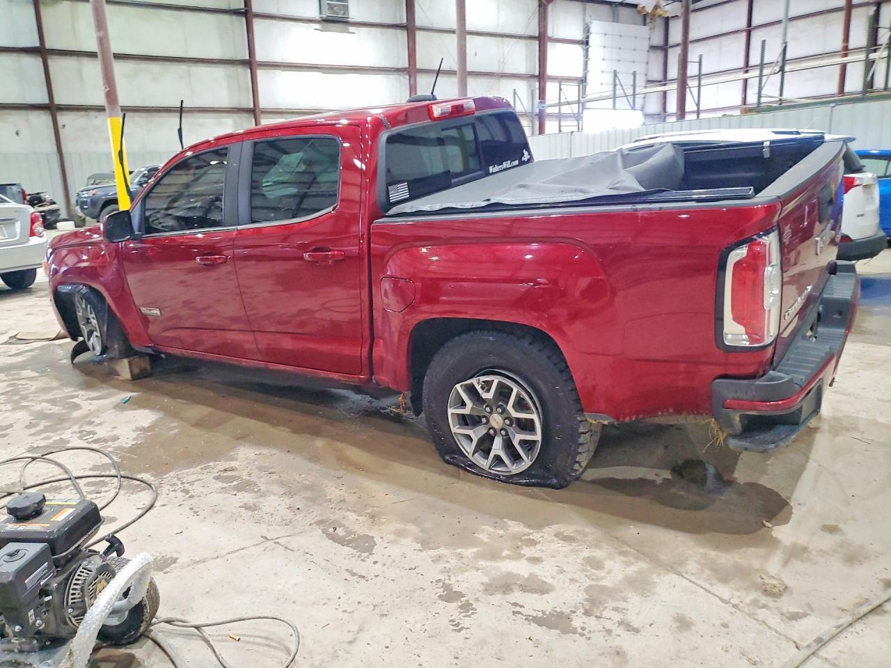 2019 GMC Canyon All Terrain - Image 2