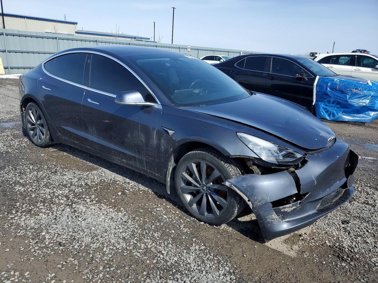 2019 Tesla Model 3 50 4Dr - Image 4