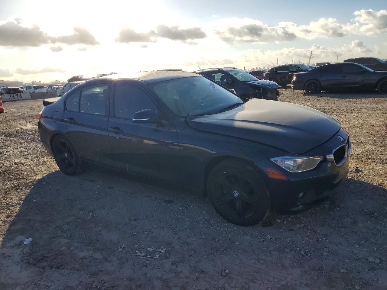 2013 BMW 328I - Image 4