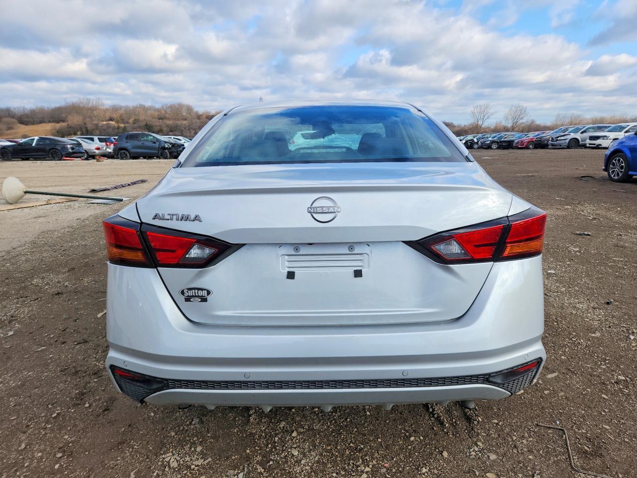 2024 Nissan Altima 2.5 S - Image 6