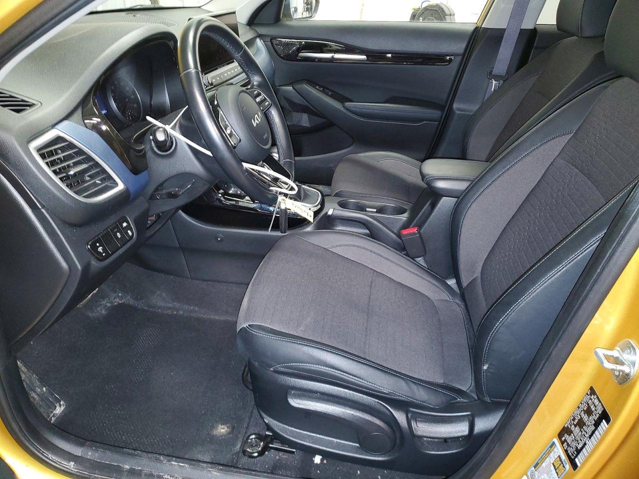 2022 Kia Seltos S - Image 7