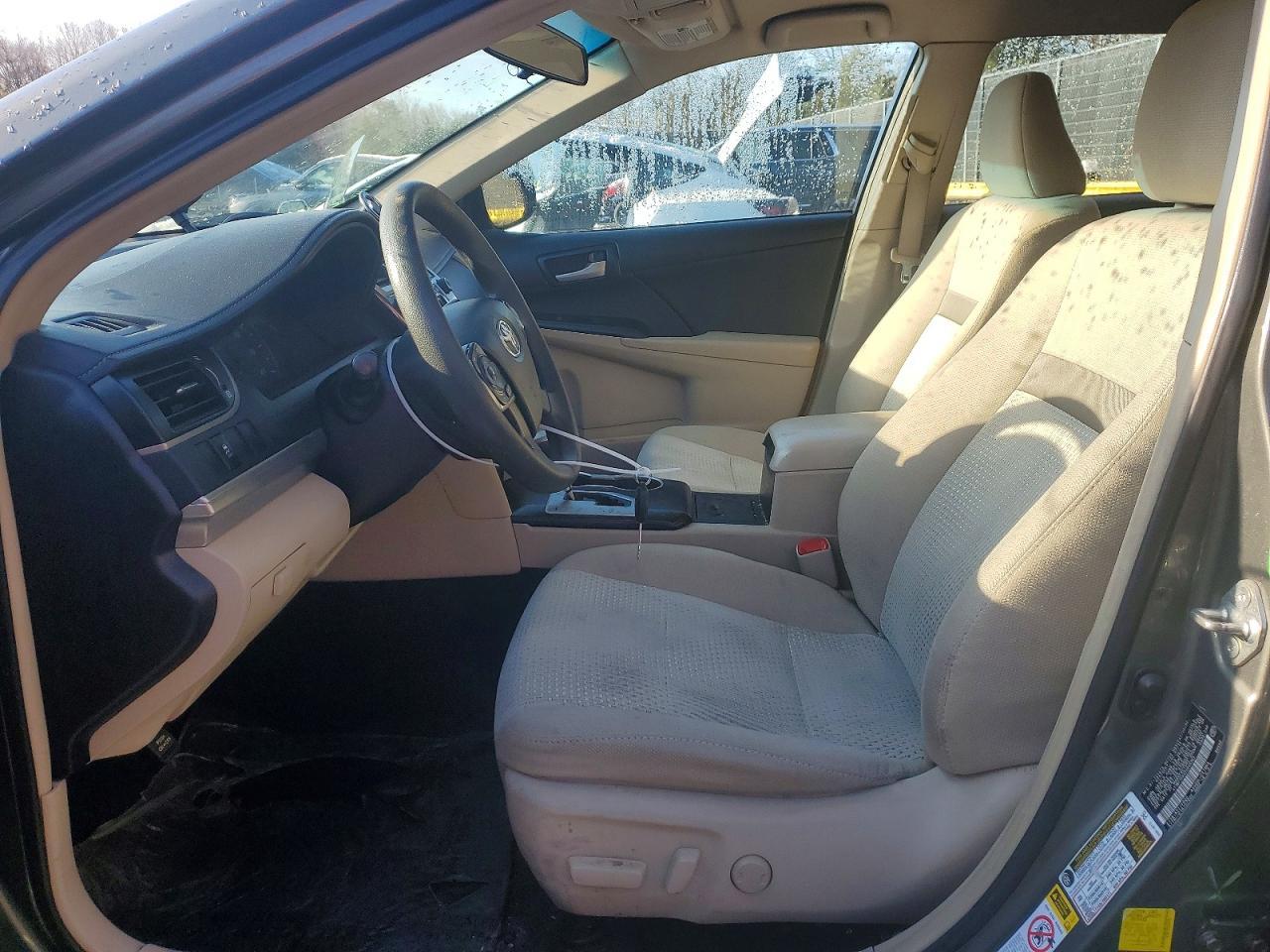 2014 Toyota Camry Le - Фото 7