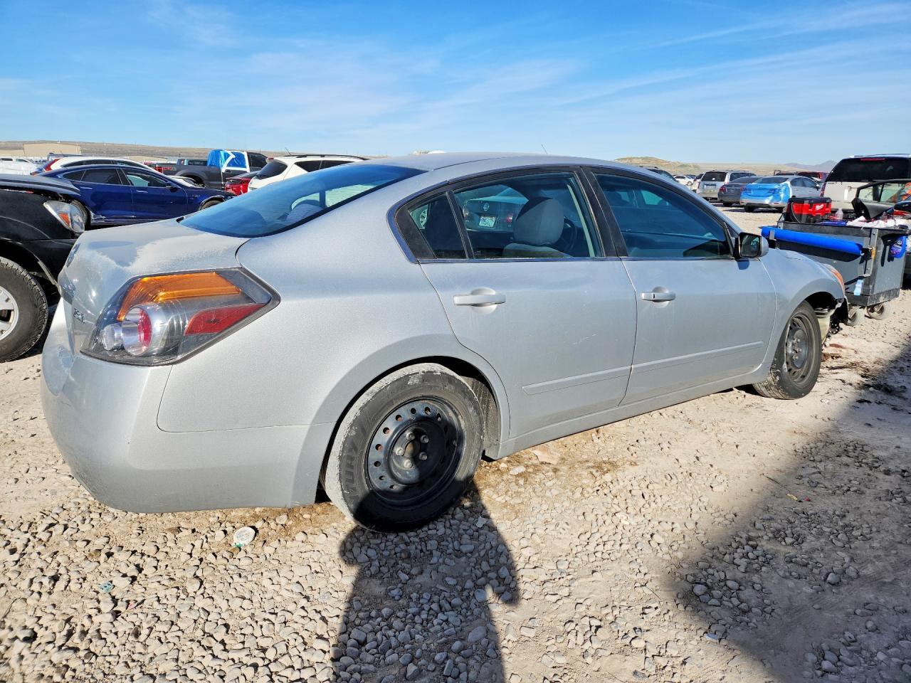 2010 Nissan Altima 2.5 - Фото 3