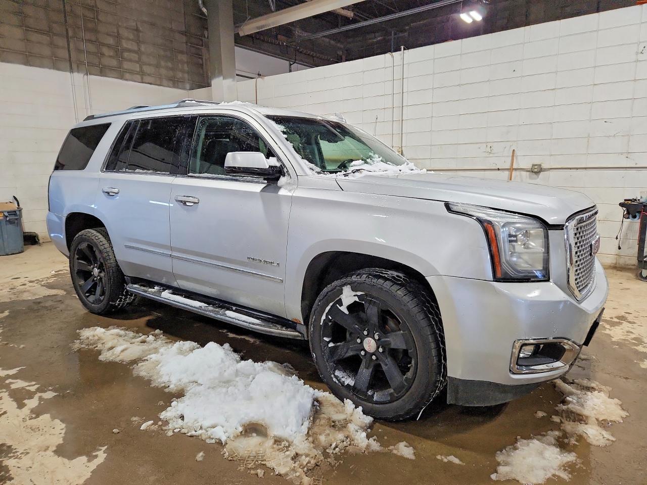 2016 GMC Yukon Denali - Фото 4