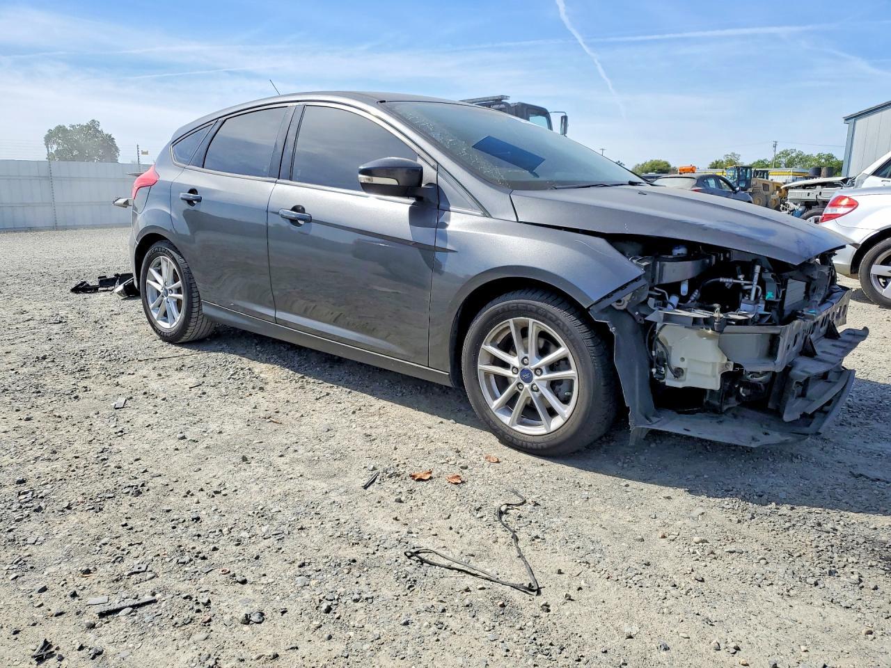 2016 Ford Focus Se - Image 4