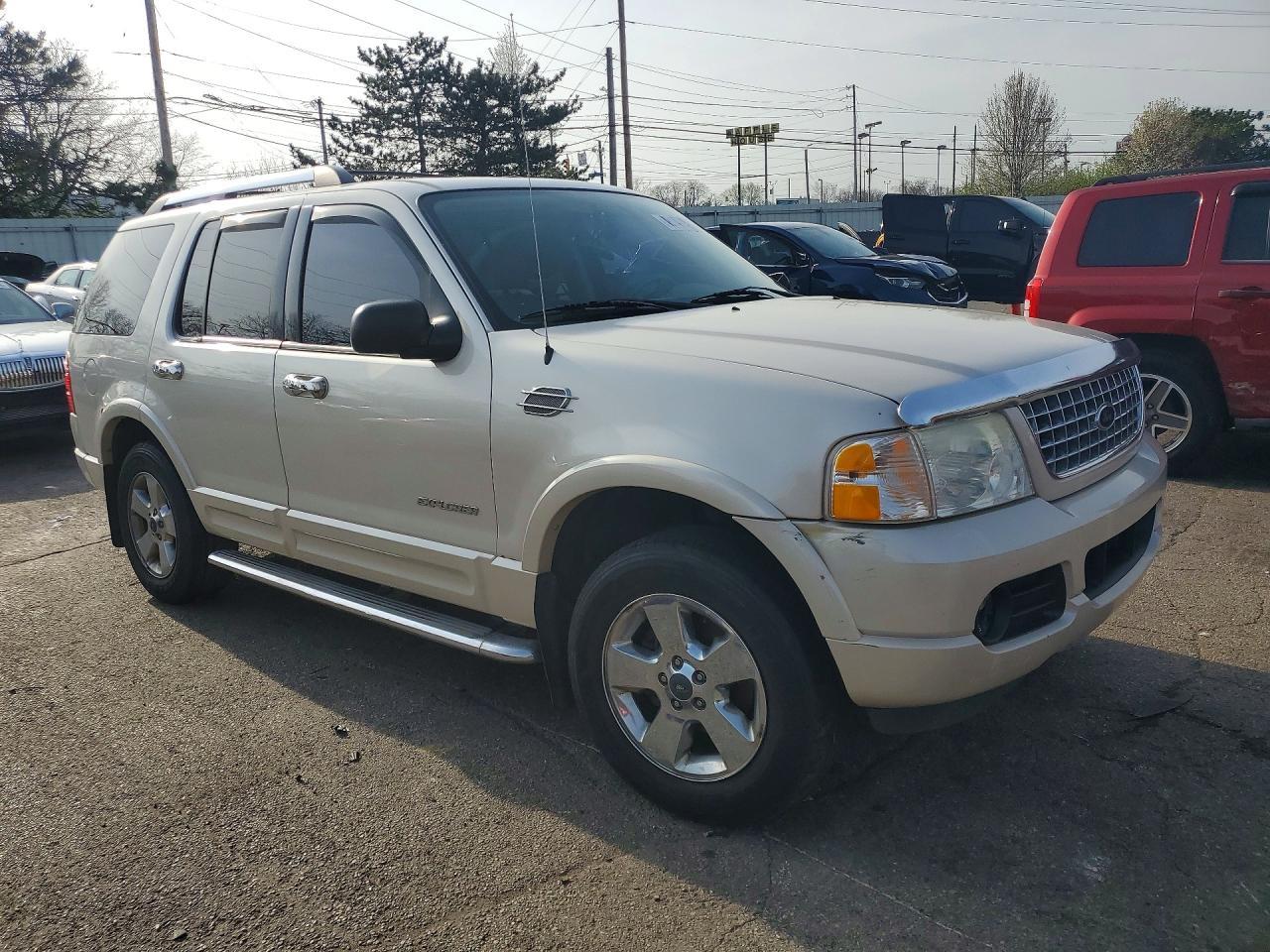 2005 Ford Explorer Limited - Image 4