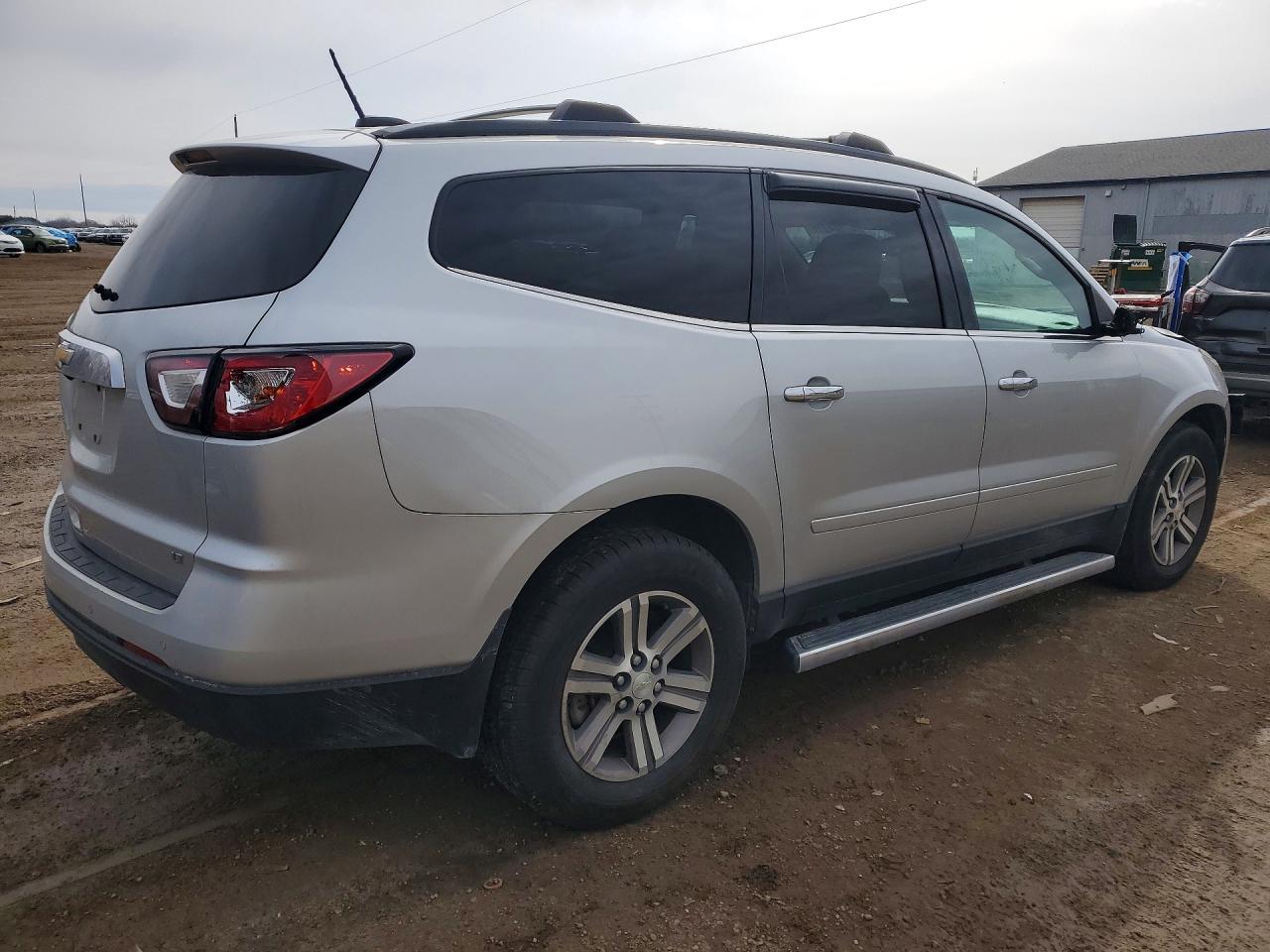2017 Chevrolet Traverse Lt - Фото 3