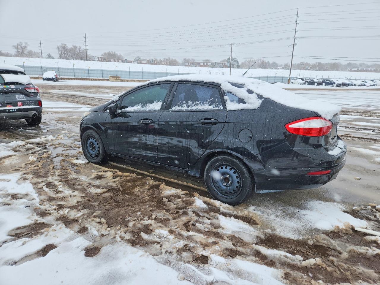 2016 Ford Fiesta S - Фото 2