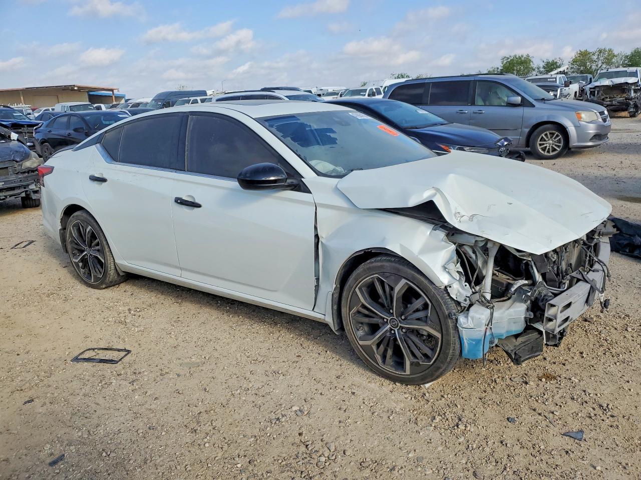 2023 Nissan Altima 2.5 Sr - Фото 4