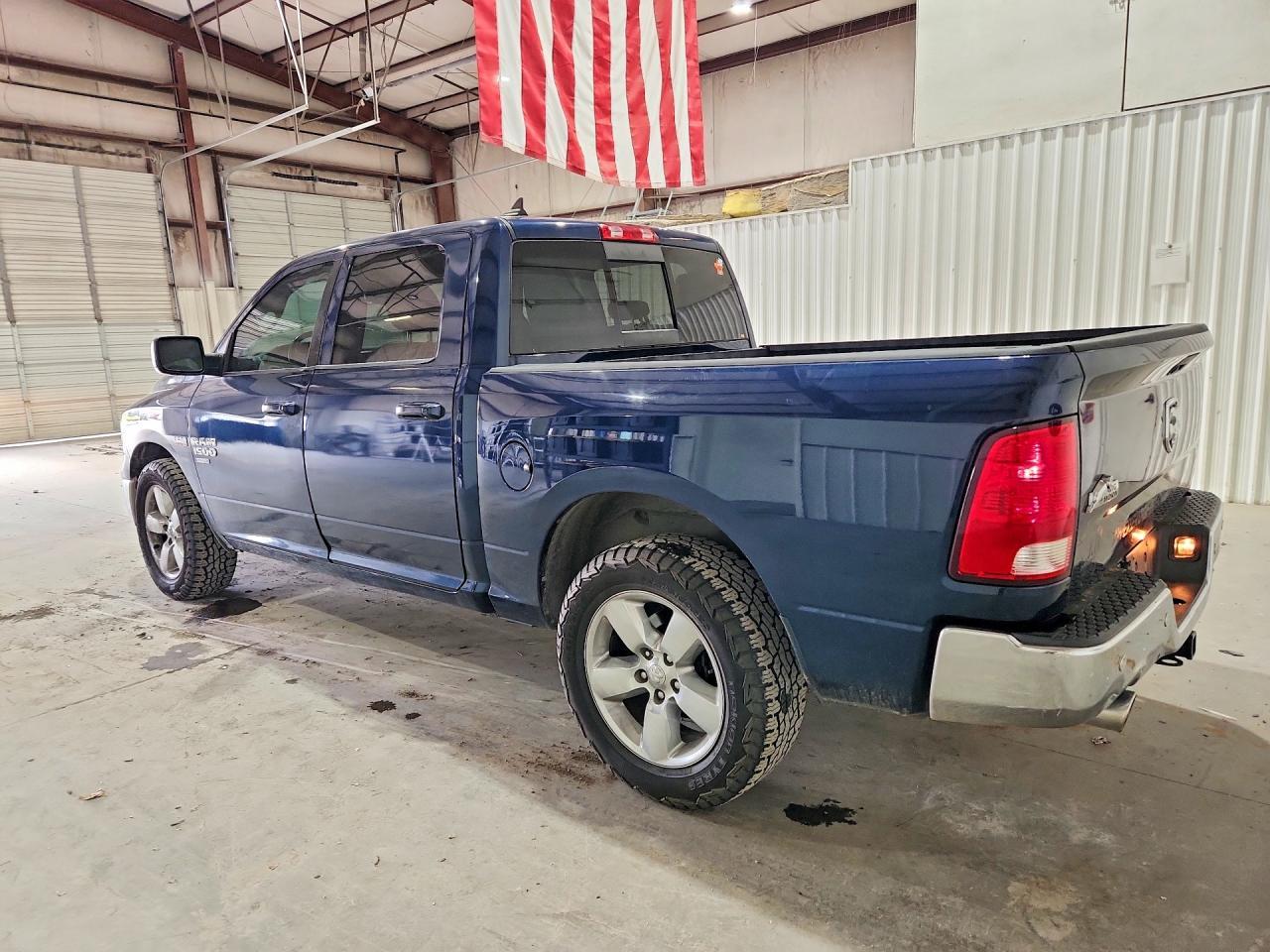 2019 Ram 1500 Classic Slt - Фото 2