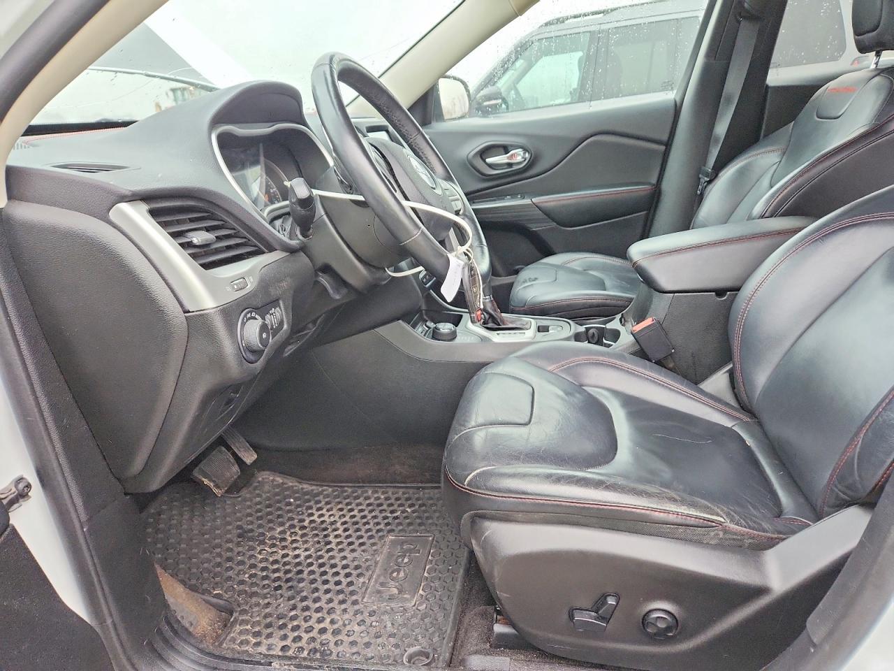 2015 Jeep Cherokee Trailhawk - Фото 7
