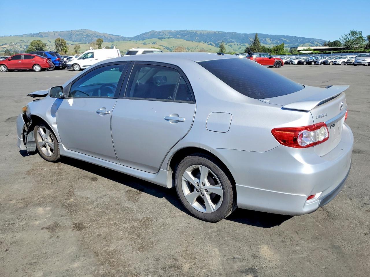 2011 Toyota Corolla S - Фото 2
