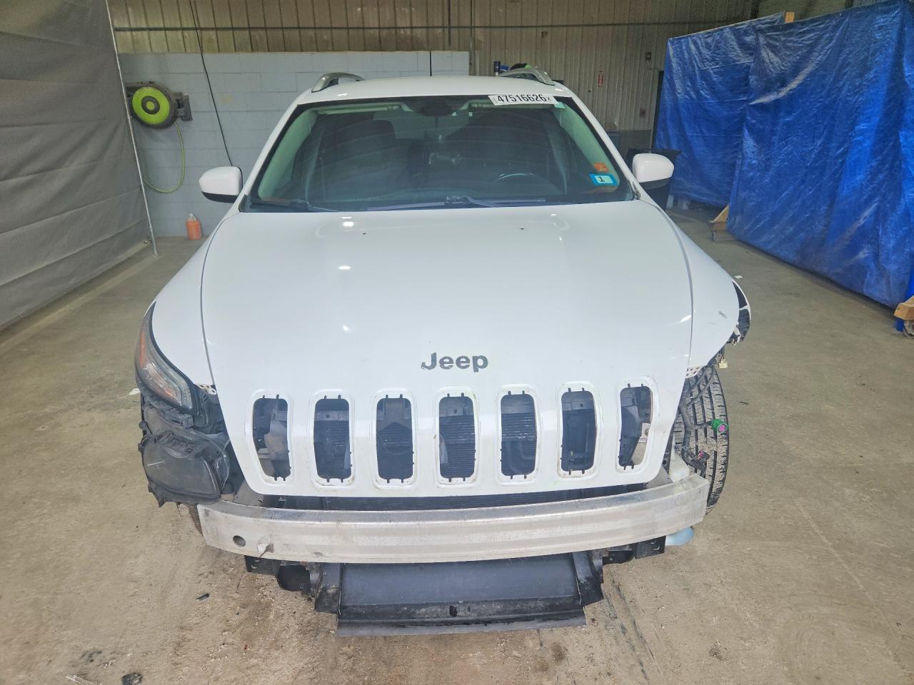 2016 Jeep Cherokee Latitude - Image 5