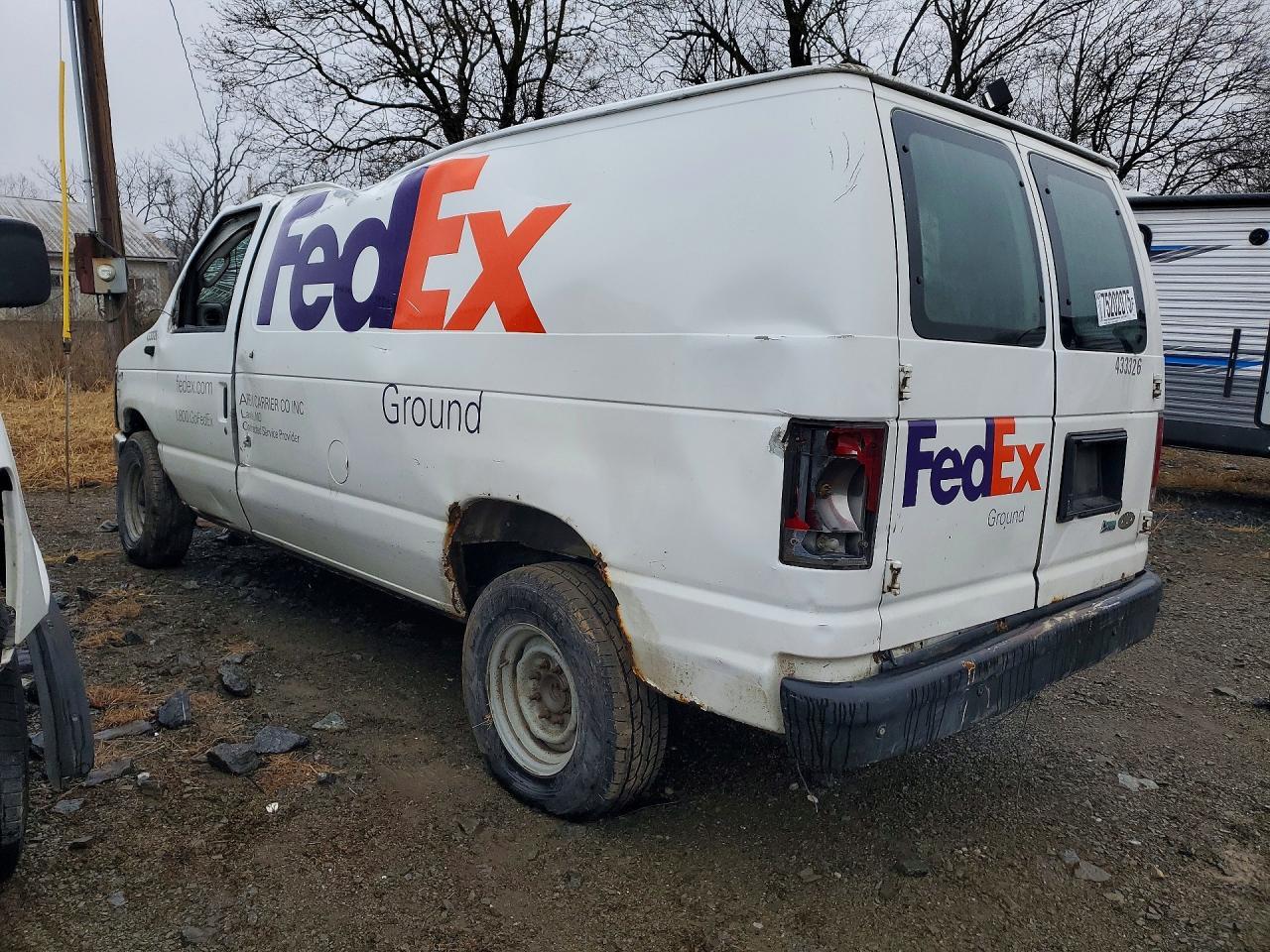 2009 Ford Econoline E250 Van - Image 2